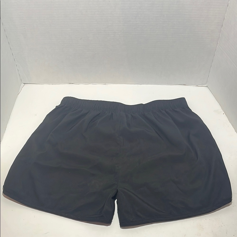 SHEIN Black Elastic Waist Shorts - Picture 3 of 3
